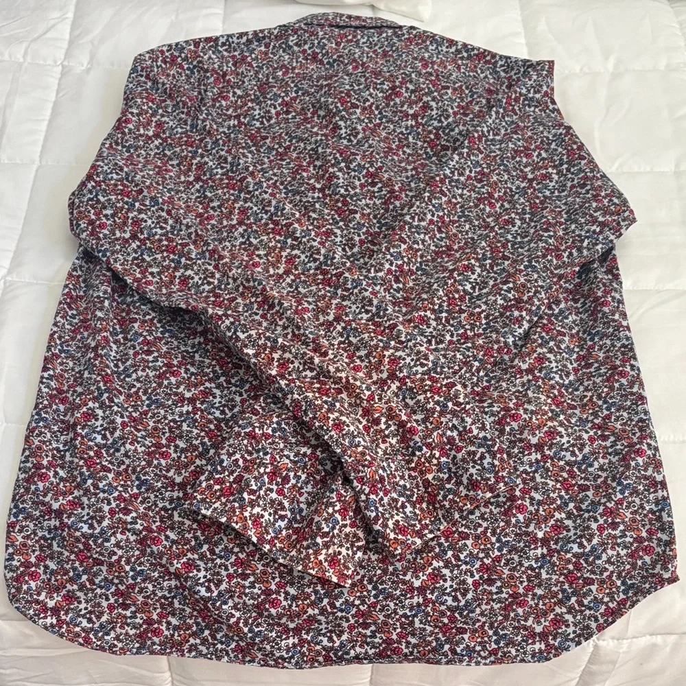 J. Crew‎ Multicolor Floral Shirt button down collar front pocket, long sleeve M